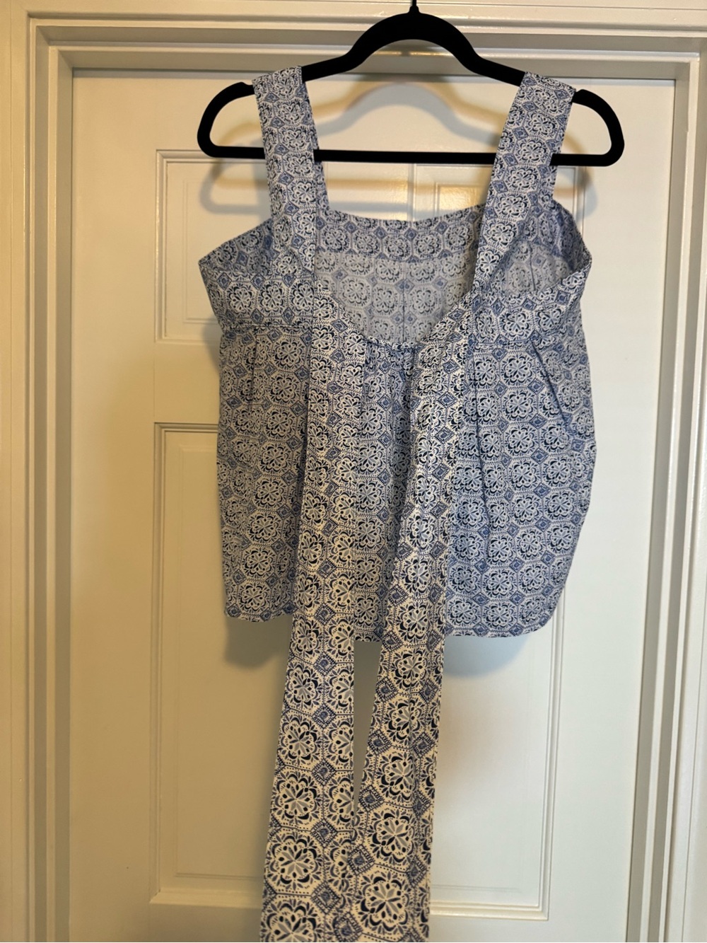 NWT! LOFT Mosaic Poplin Tie Back Pleated Tank Top - Picture 7 of 9